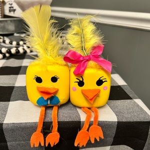 Easter chicks boy and girl